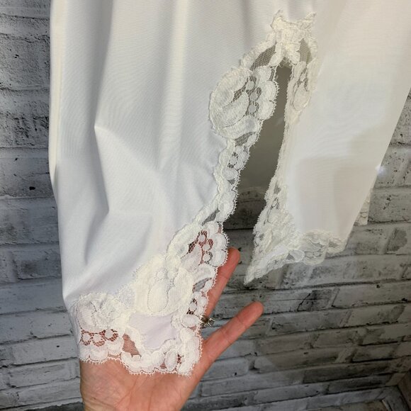 Vintage Slip Skirt Small White Embroidered Lace Slit Hem Knee Length - Picture 3 of 11